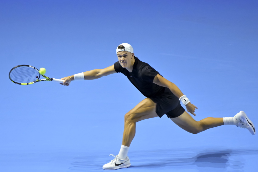 给客队施加 给客队施加