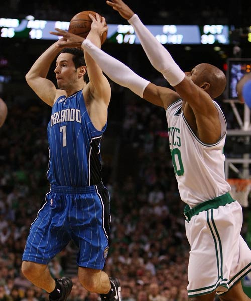 持训练和比 持训练和比